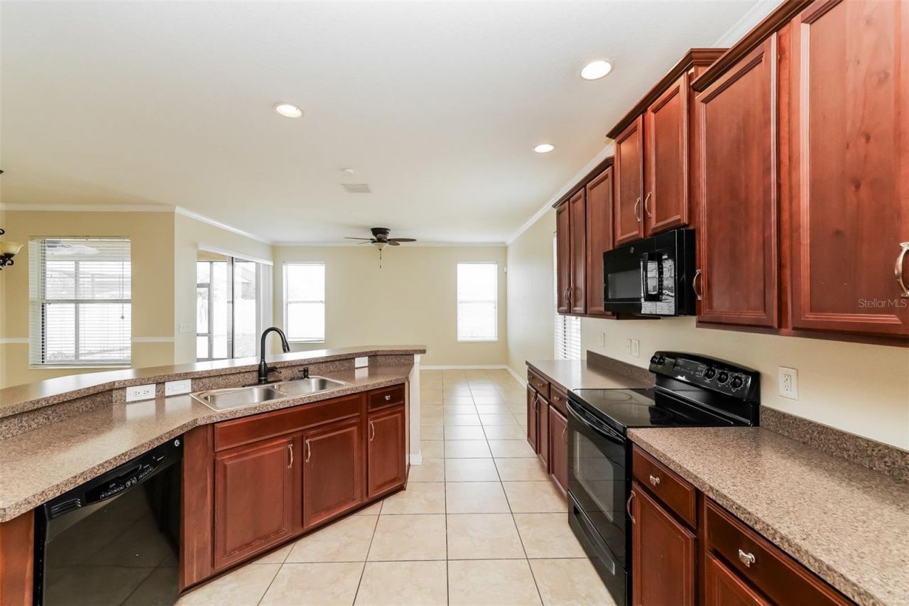 7318 Forest Mere Drive , Riverview, FL 33578 Photo