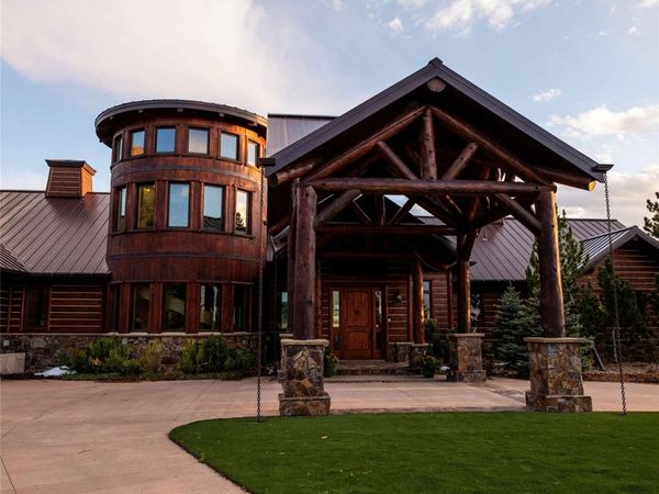 100 W Noe Road , Larkspur, CO 80118