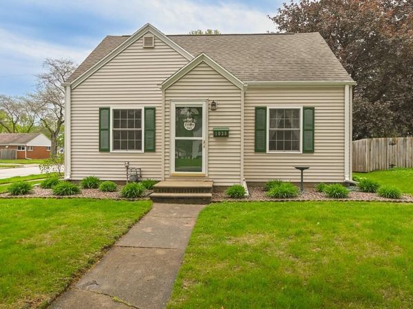1036 THRUSH STREET, Green Bay, WI 54303