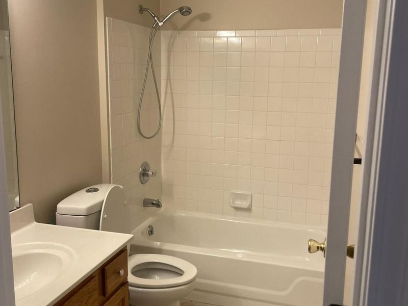 400 Lakeview Drive, Unit 5, Wilder, KY 41071 Photo 11