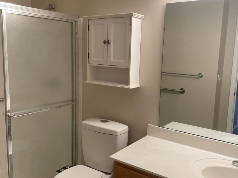 400 Lakeview Drive, Unit 5, Wilder, KY 41071 Photo 9