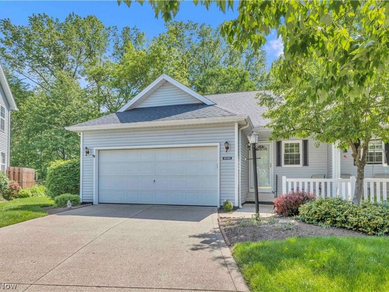 30461 Sugar Sand Lane, North Olmsted, OH 44070 Photo 2