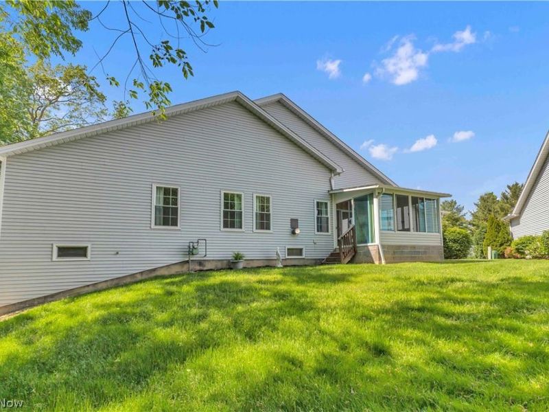 30461 Sugar Sand Lane, North Olmsted, OH 44070 Photo 34