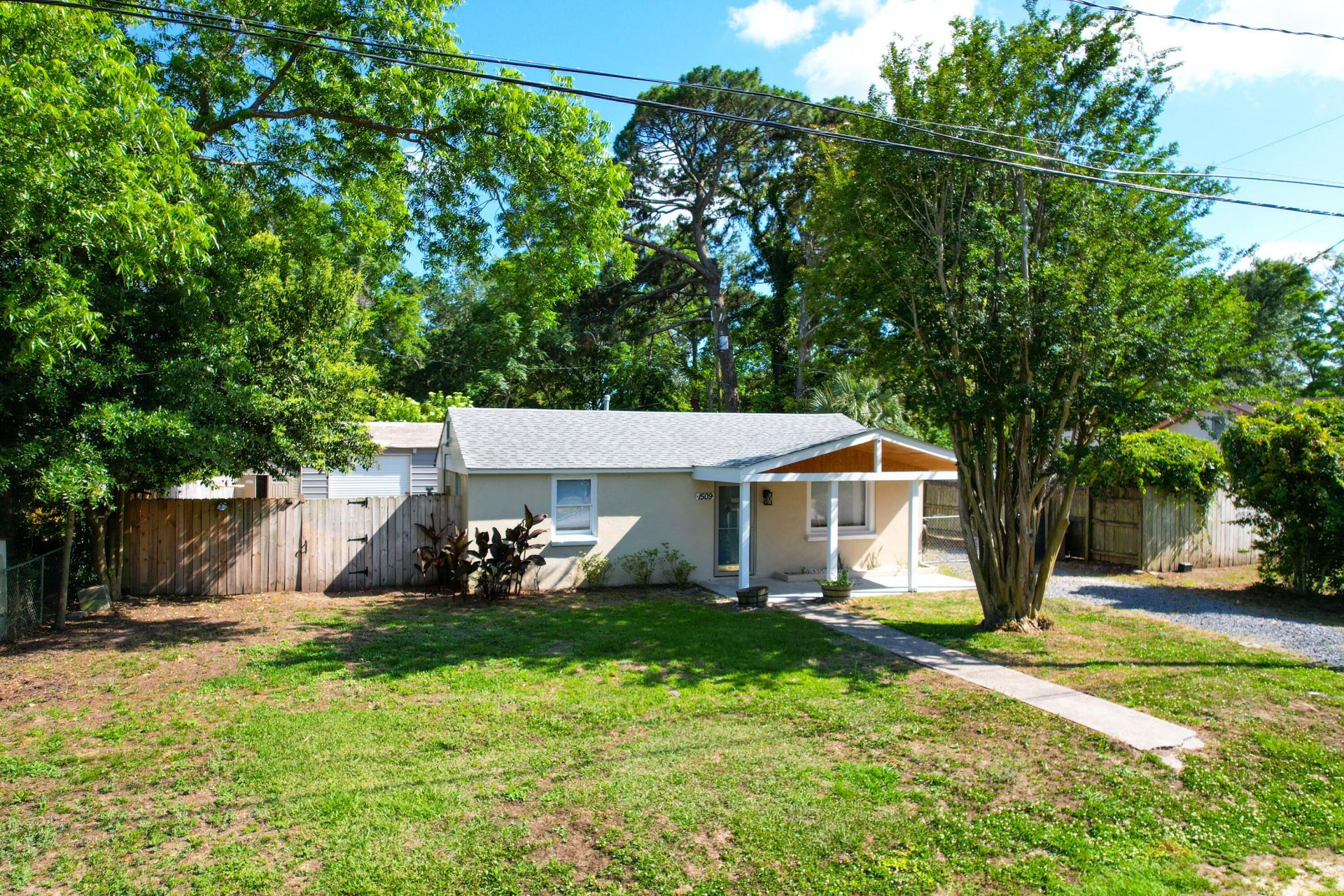 1509 Inland Avenue Photo 1