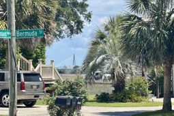 1509 Inland Avenue photo 4