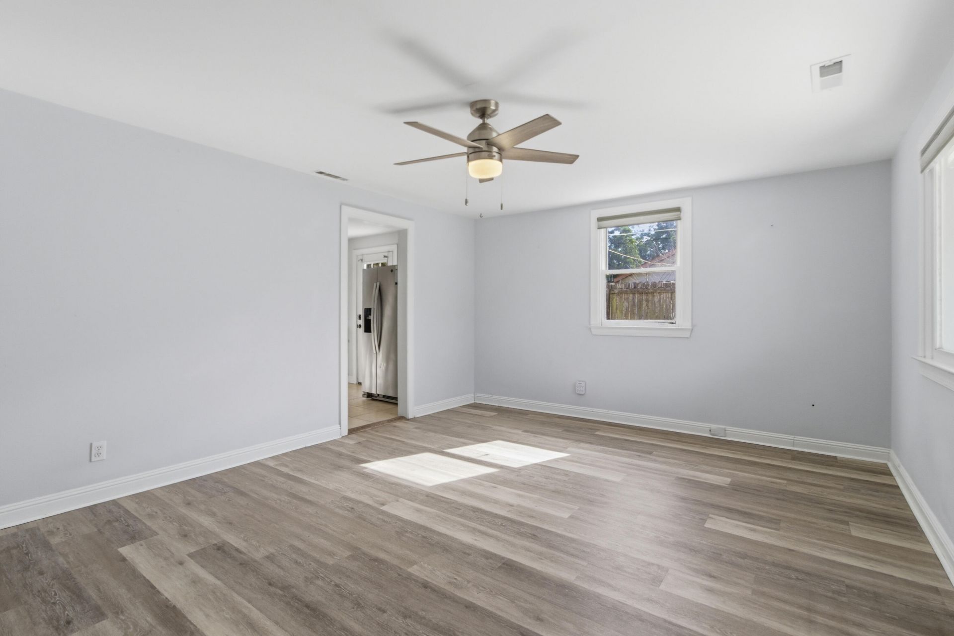 1509 Inland Avenue Photo 9