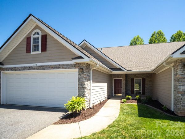 876 W Pointe Drive , Asheville, NC 28806