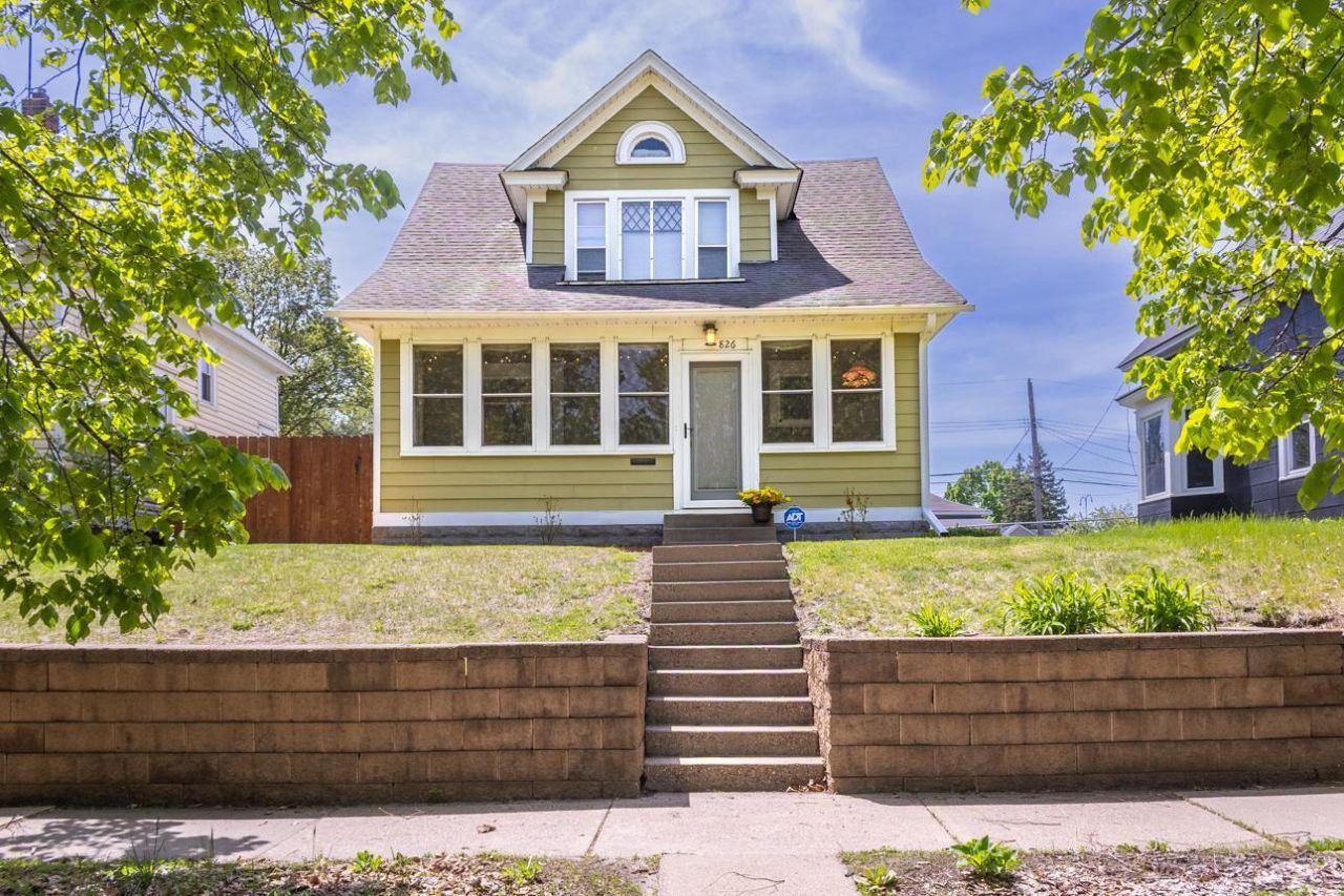 826 Blair Avenue  Saint Paul, MN 55104
