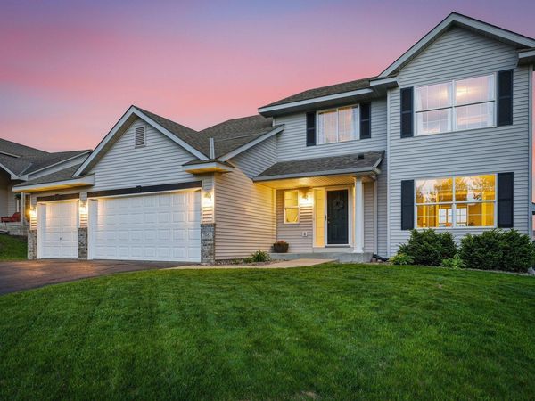 1961 Sierra Parkway, Waconia, MN 55387