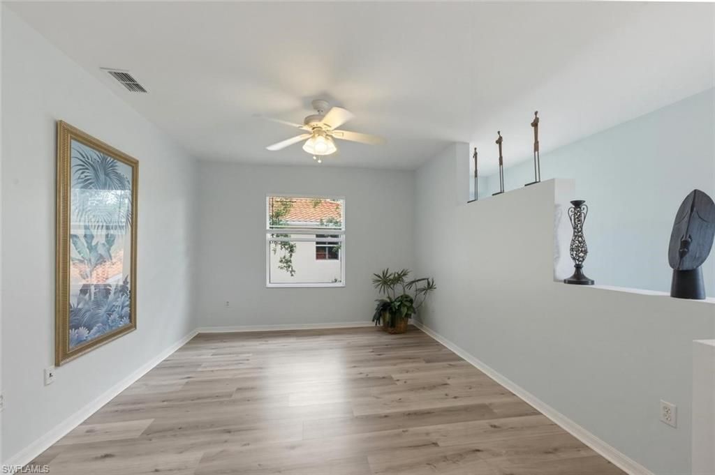 357 Robin Hood Cir , Unit 202, Naples, FL 34104 Photo
