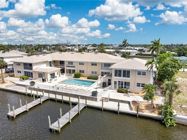 1714 Bikini CT, Unit 105, CAPE CORAL, FL 33904