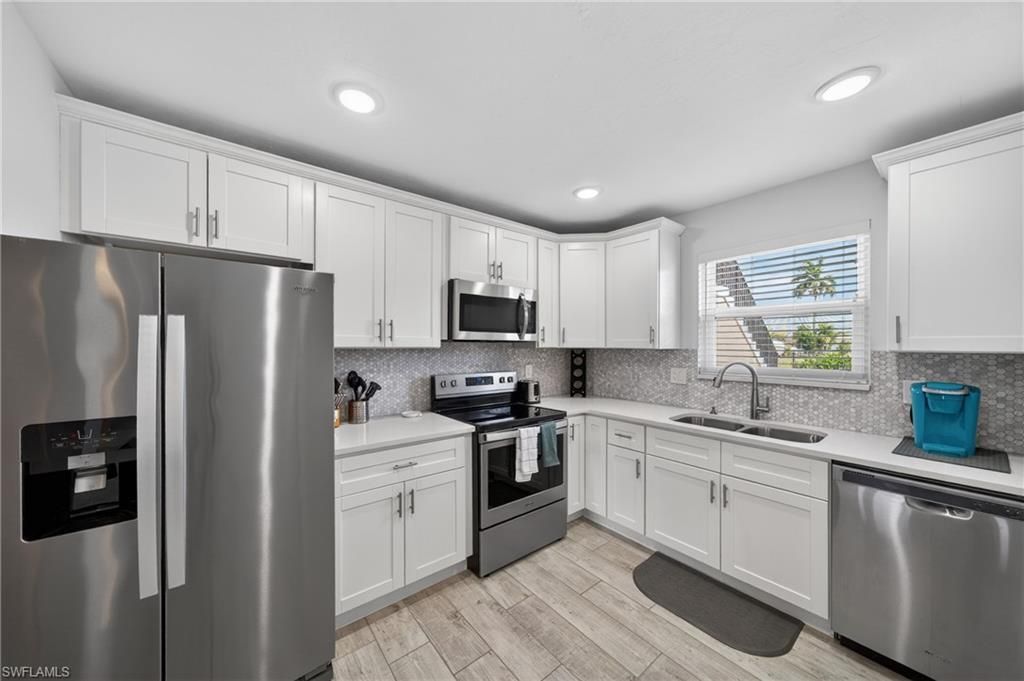 1714 Bikini Ct, Unit 105, Cape Coral, FL 33904 Photo