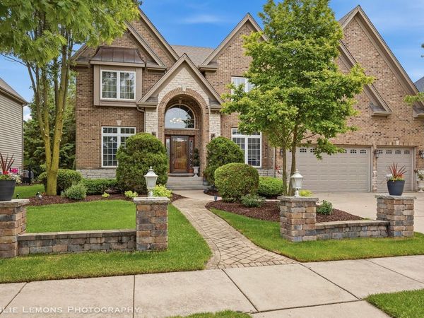 4012 Champion Road , Naperville, IL 60564