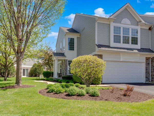 656 HAWLEY Drive , Oswego, IL 60543