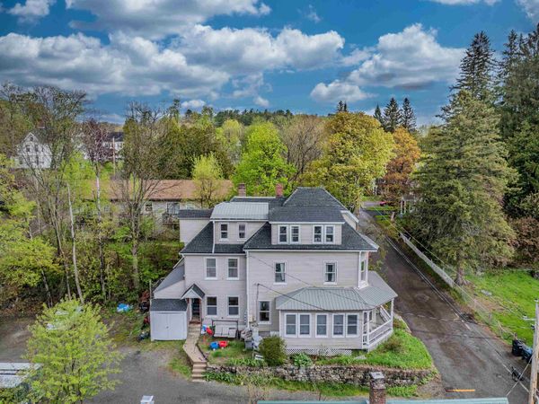 35 Jackson Street, Littleton, NH 03561