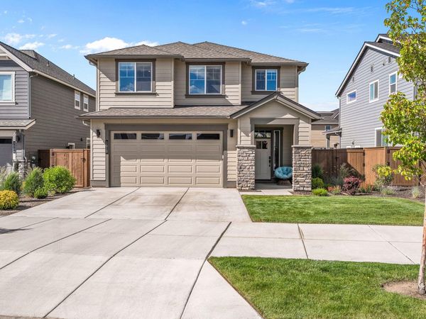 3010 NE Nipper Drive, Bend, OR 97701