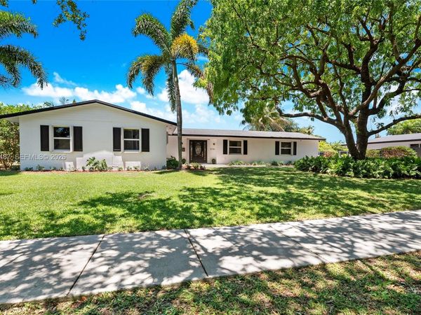 15700 SW 87th Ave , Palmetto Bay, FL 33157