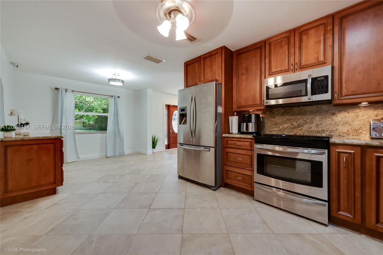 15700 SW 87th Ave , Palmetto Bay, FL 33157 Photo
