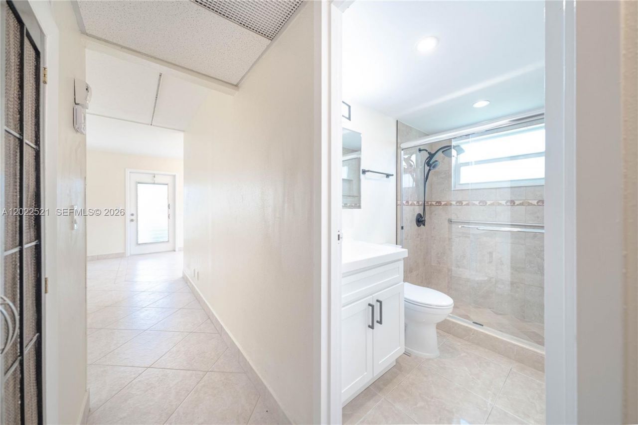 145 Brittany D, Unit 145, Delray Beach, FL 33446 Photo