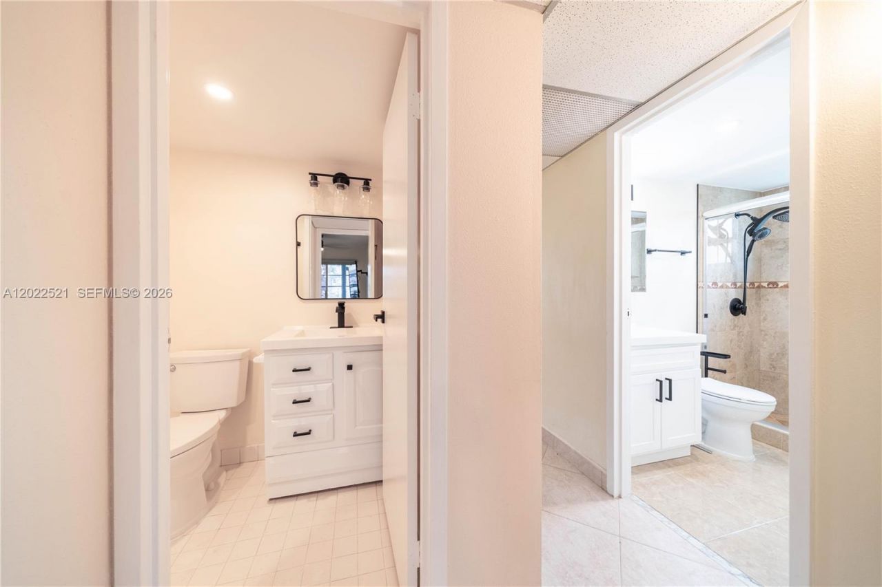 145 Brittany D, Unit 145, Delray Beach, FL 33446 Photo