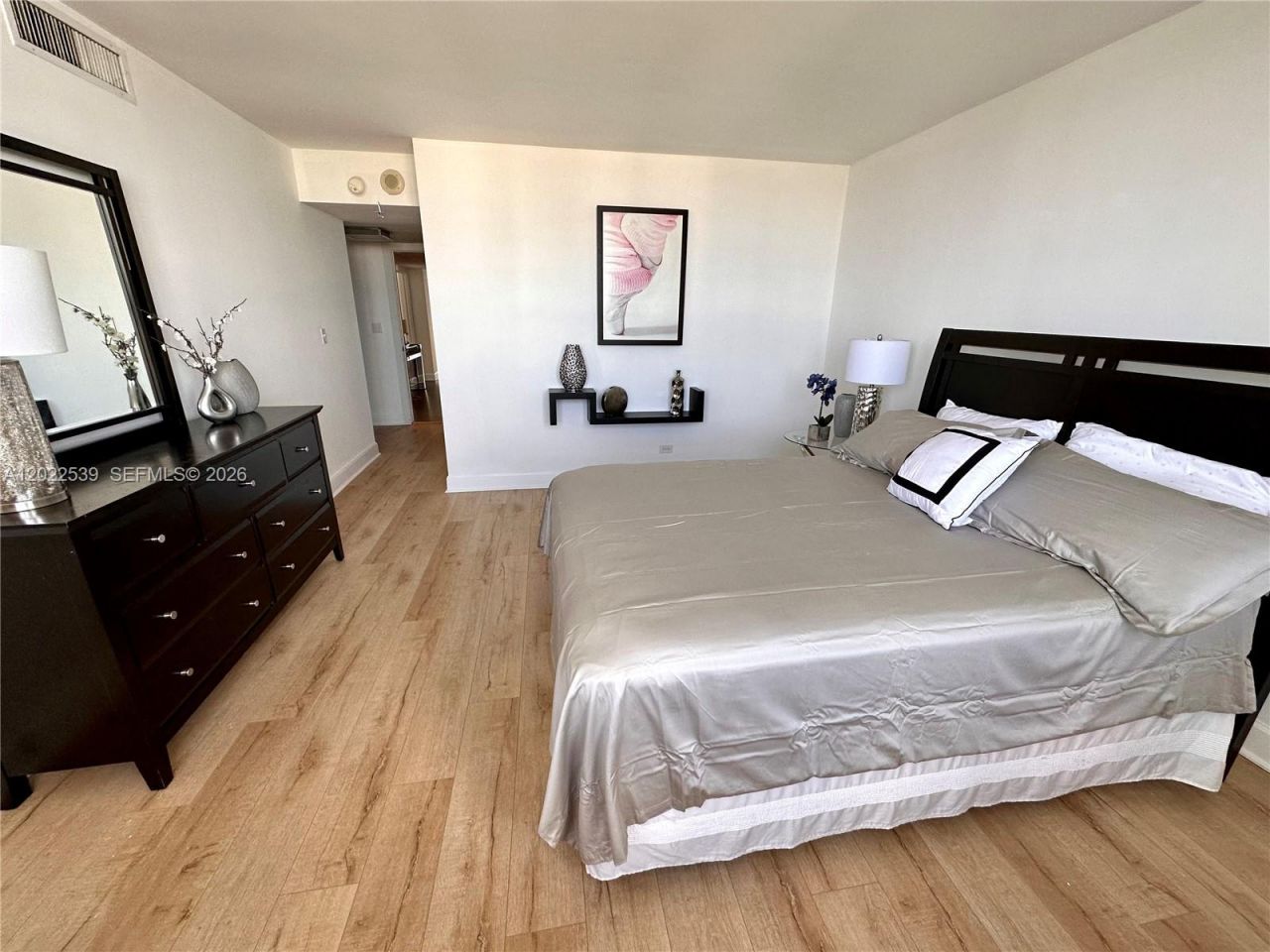 1500 Bay Rd, Unit 1114S, Miami Beach, FL 33139 Photo