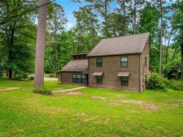 4200 ASPEN Court, Pineville, LA 71360