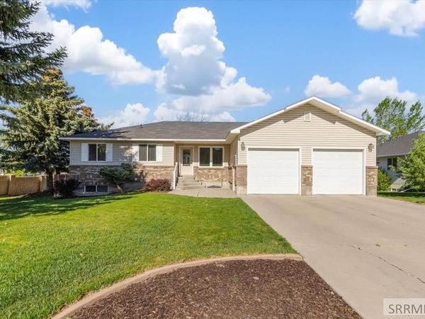 1020 Hillview Drive, REXBURG, ID 83440