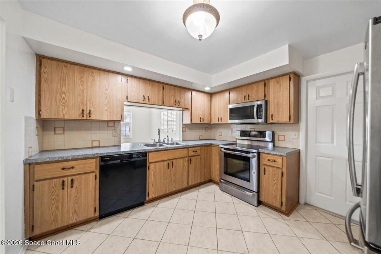 500 Westchester Avenue , Melbourne, FL 32935 Photo