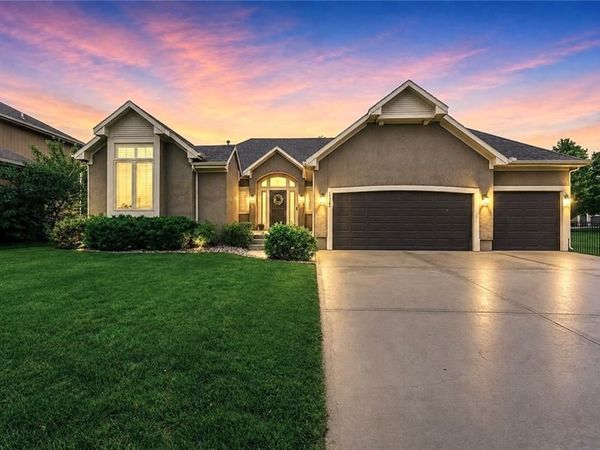 11260 S Whitehall Street, Olathe, KS 66061