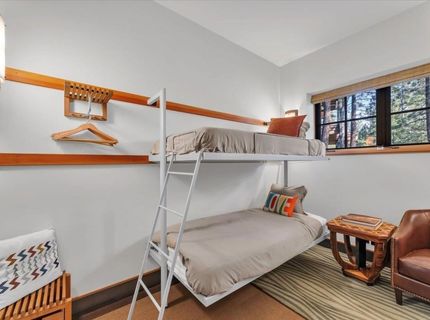 260 Laura Knight, Truckee, CA 96161 Photo