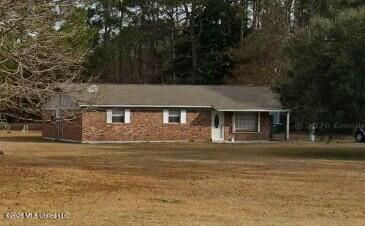 4916 Old Spanish Trail, Gautier, MS 39553 Main Photo