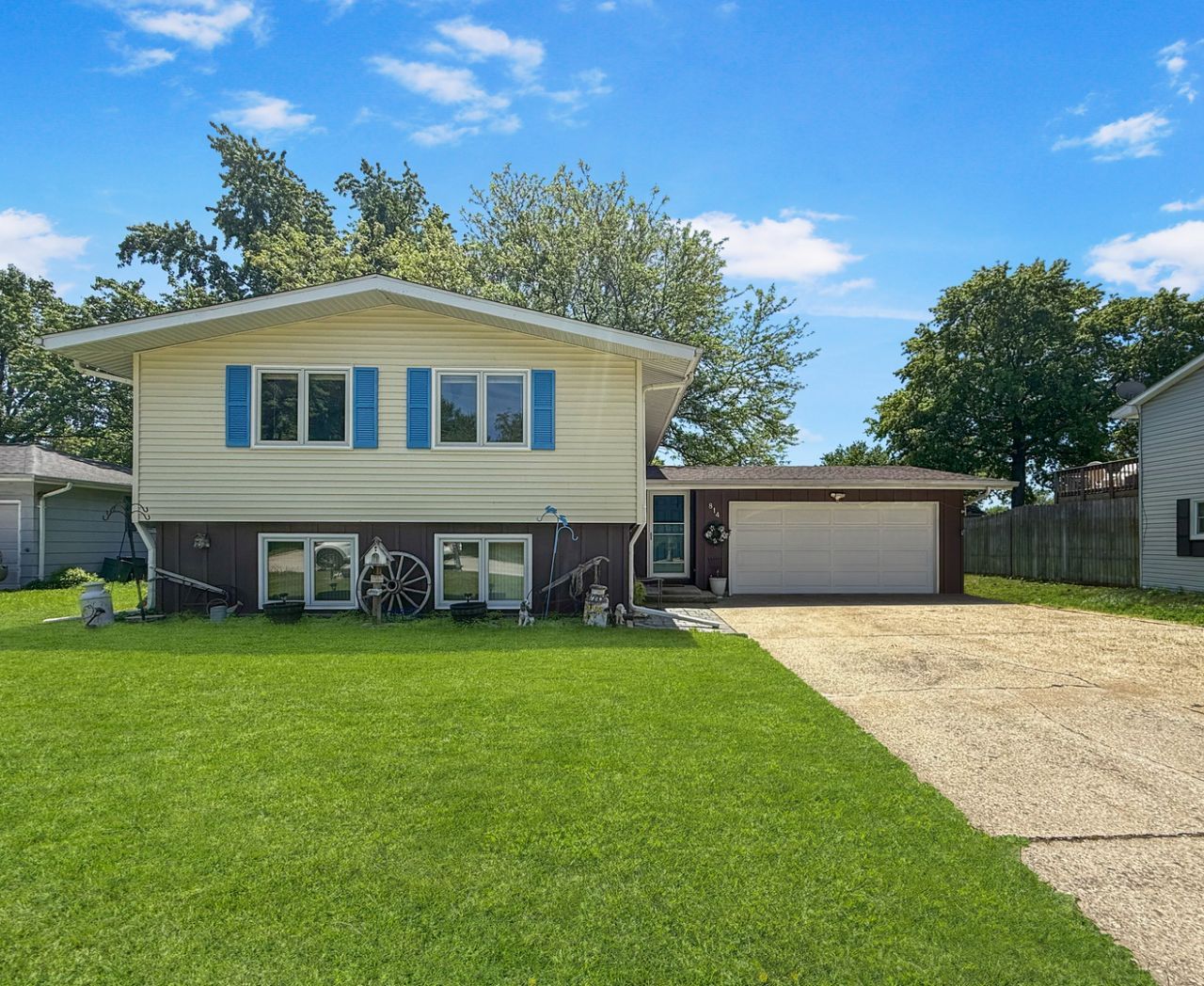 814 Pinecrest Drive, Rantoul, IL 61866