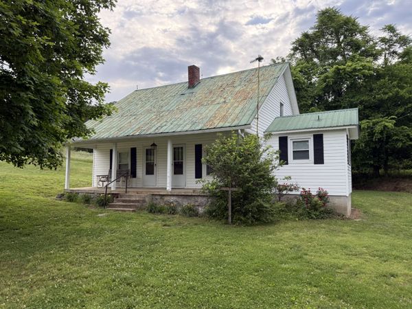 328 Young Branch Rd , Dixon Springs, TN 37057