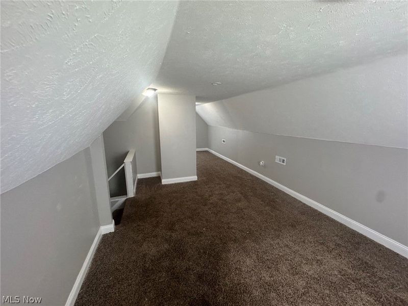 9710 Easton Avenue, Cleveland, OH 44104 Photo 14