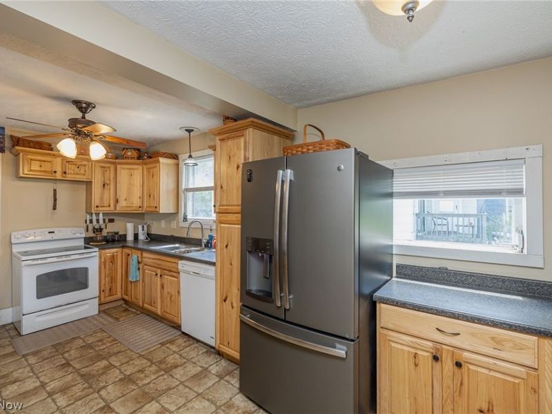2332 17th Street SW, Akron, OH 44314 Photo 19