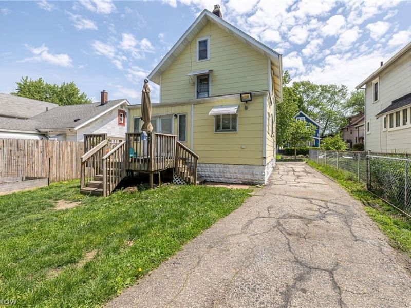 2332 17th Street SW, Akron, OH 44314 Photo 9