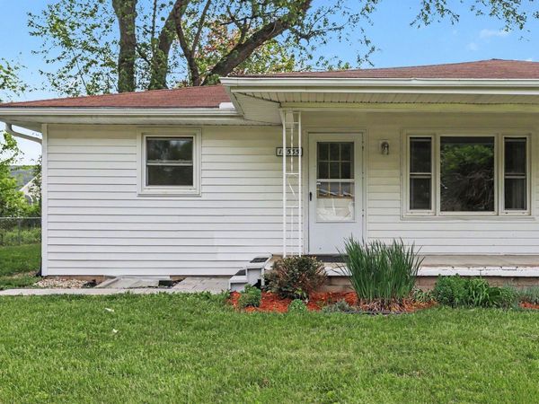 13535 W Tremblay Drive, Vicksburg, MI 49097