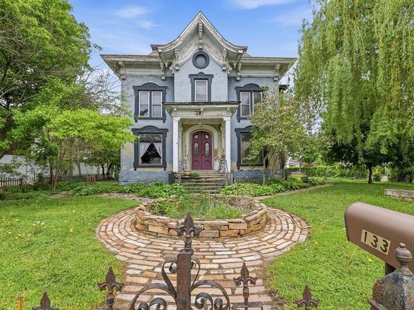 133 W Division STREET, Fond Du Lac, WI 54935