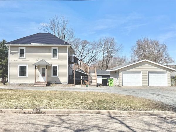 1700 Johnson Street, Unit 1&2, Neillsville, WI 54456