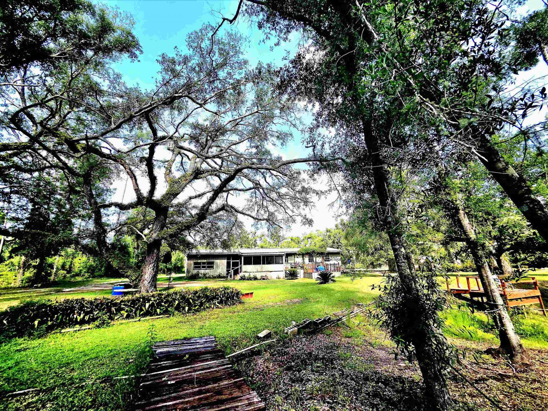 585 Mangum Close Road, Perry, FL 32347 Photo