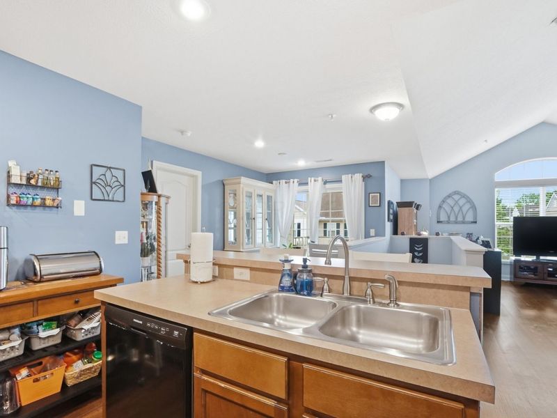 6252 Hudson Reserve Way, Unit 6252, Westerville, OH 43081 Photo 19