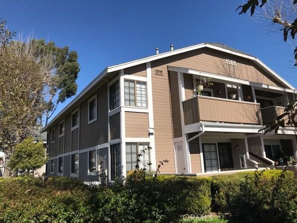 1505 E S RAITT Street, Santa Ana, CA 92704
