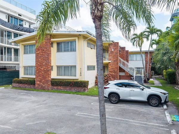 1160 100th St , Bay Harbor Islands, FL 33154