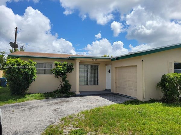 8300 NW 26th Pl , Sunrise, FL 33322