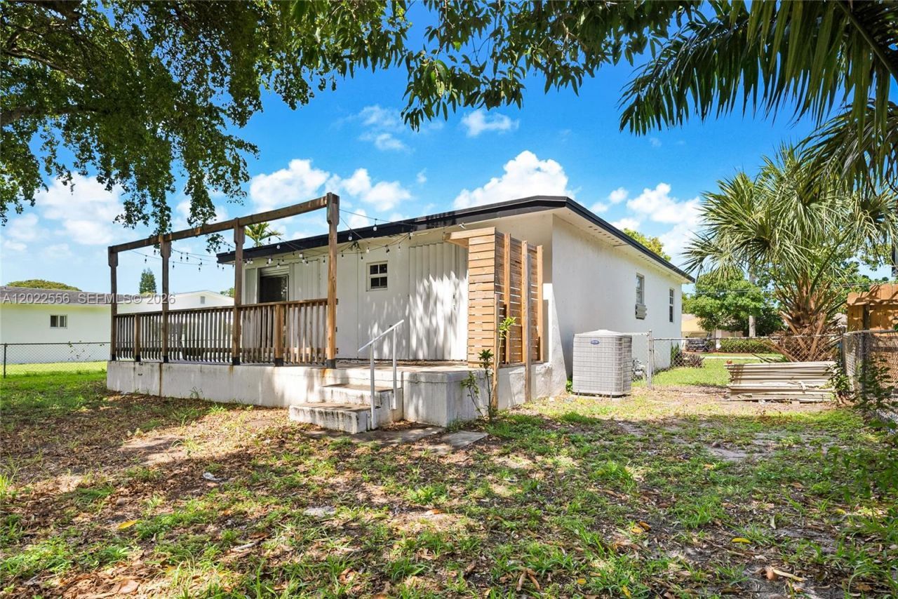 716 SW 5th Ave , Hallandale Beach, FL 33009 Photo