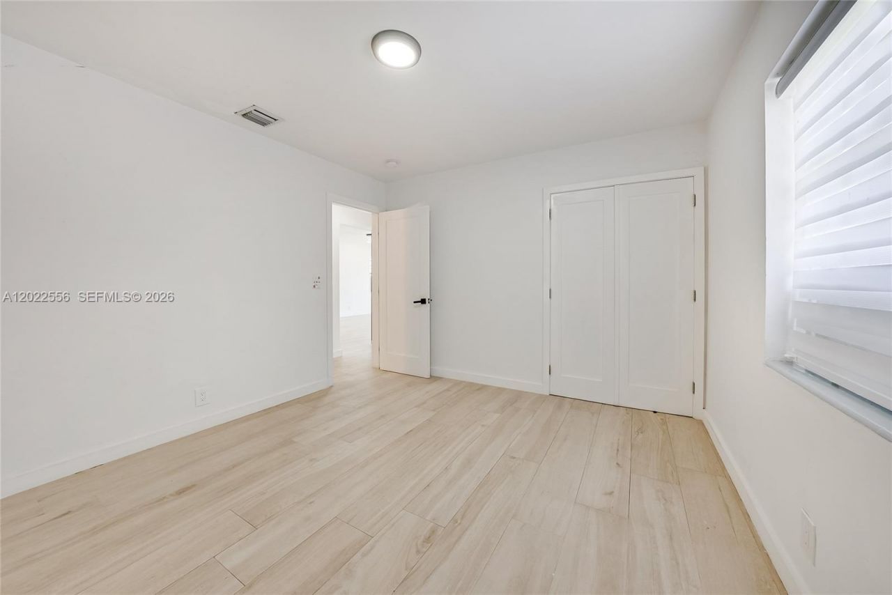716 SW 5th Ave , Hallandale Beach, FL 33009 Photo