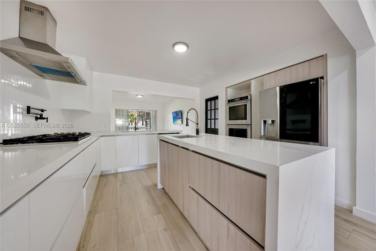 716 SW 5th Ave , Hallandale Beach, FL 33009 Photo