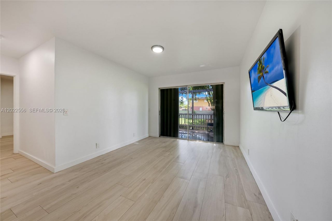 716 SW 5th Ave , Hallandale Beach, FL 33009 Photo