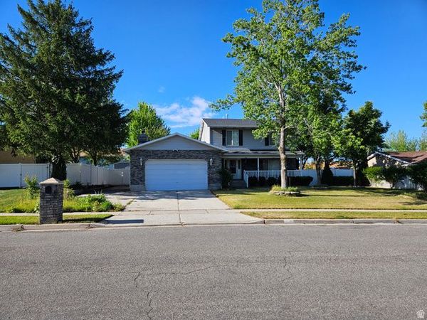 1224 E EARL WAY , Sandy, UT 84094