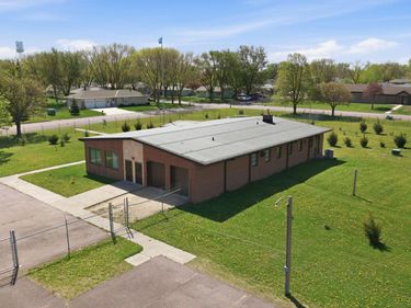 612 N Brown Street, Winthrop, MN 55396